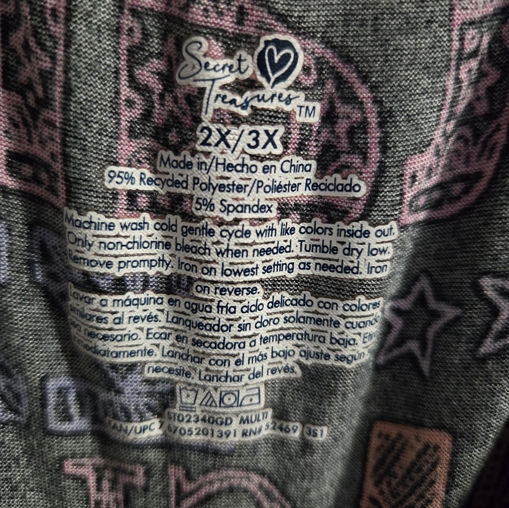 Secret Treasures Gown - Picture 3 of 4